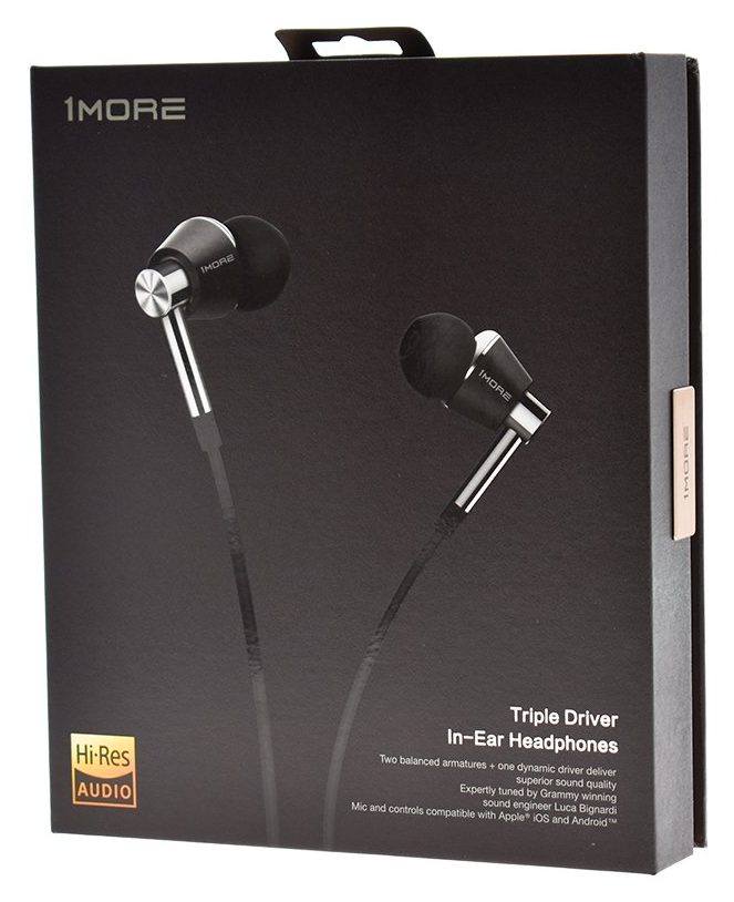 Box showing 1More Triple Driver earphones