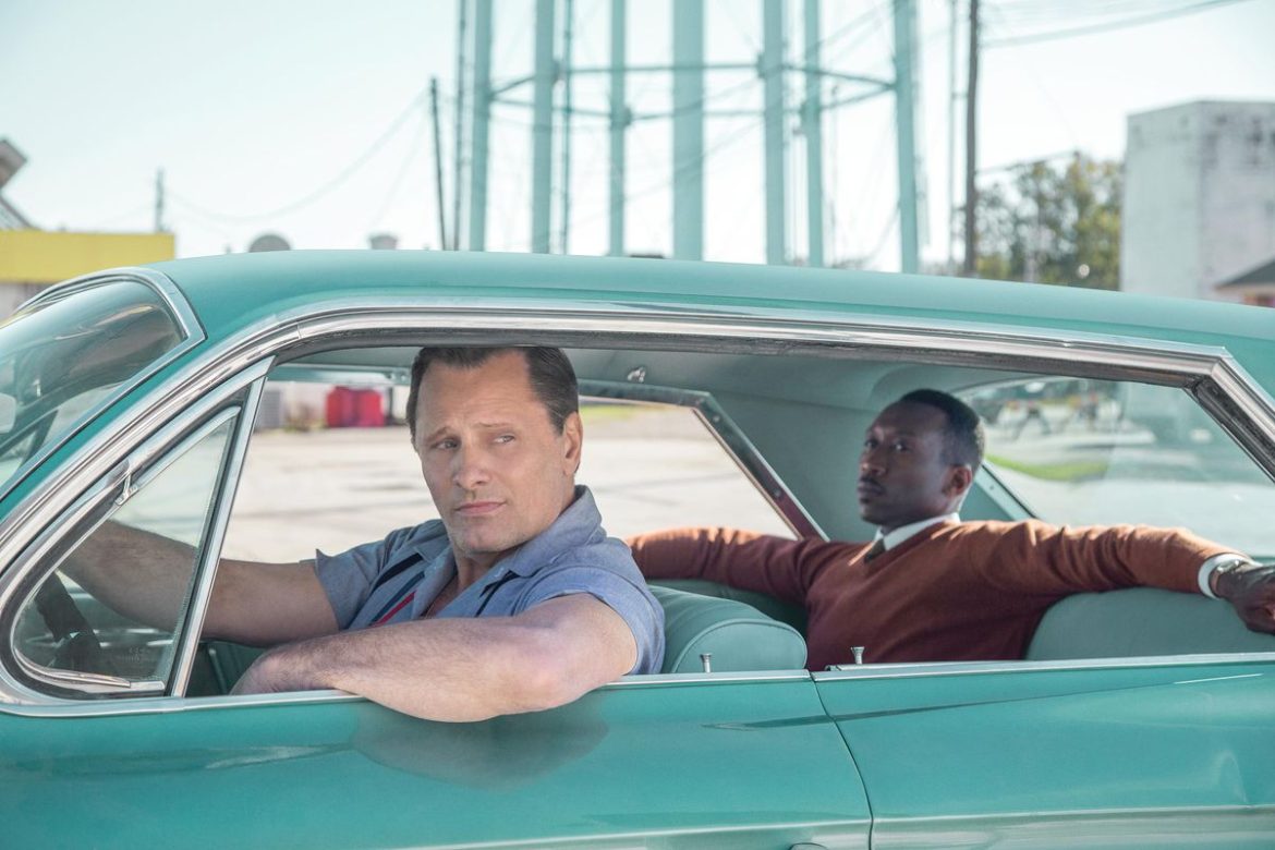 Shirley and Tony sitting in a car in Green Book